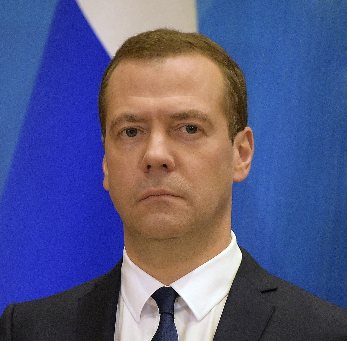 1200px Dmitry Medvedev govru official photo 2 1