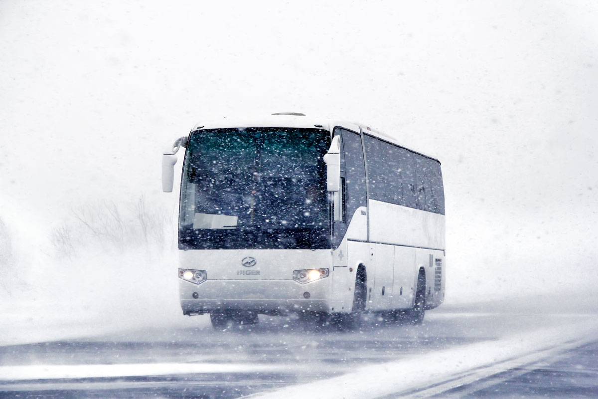 MotorCoach on snow