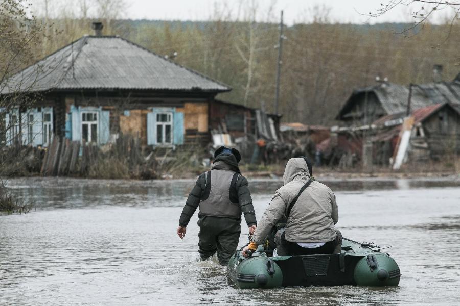 spasateli vydvinulis v gornozavodskuyu zonu na borbu s pavodkom
