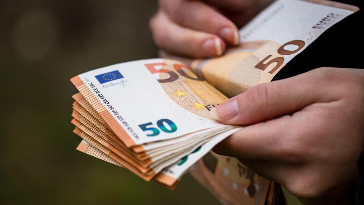 50 euro 5fc9969d