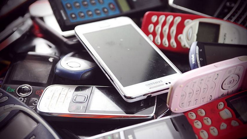 retro phone 03